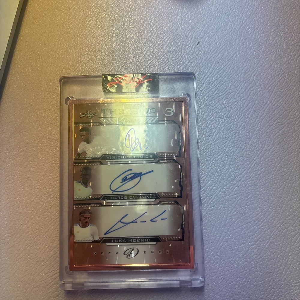Vini Camavinga Modrić triple autograph  10/10